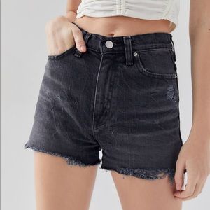 Urban Outfitters - BDG Girlfriend High-Rise Short.